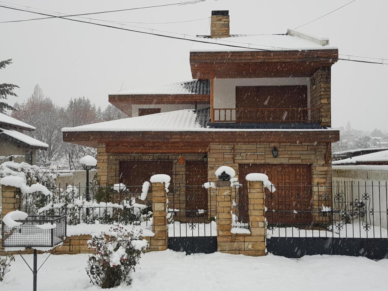 Citizen Kane Lodge - Hospedaje Gourmet San Carlos de Bariloche Exterior photo