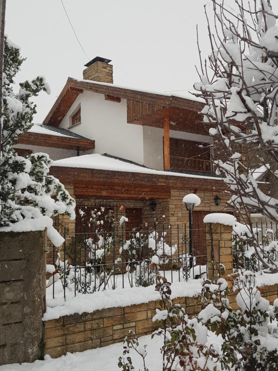 Citizen Kane Lodge - Hospedaje Gourmet San Carlos de Bariloche Exterior photo